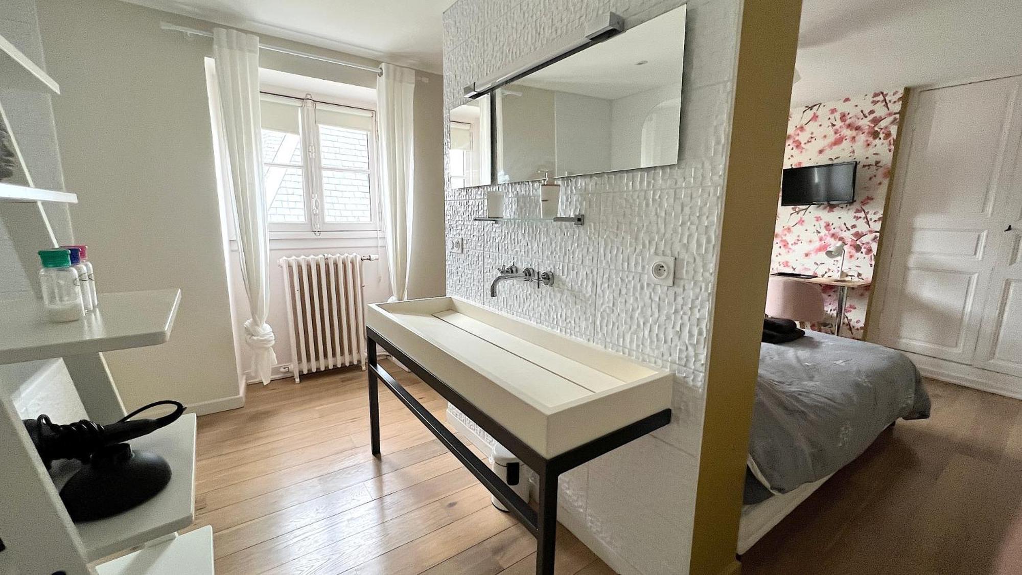 Chambre Cremant - Maison Bossoreil Angers Exterior photo
