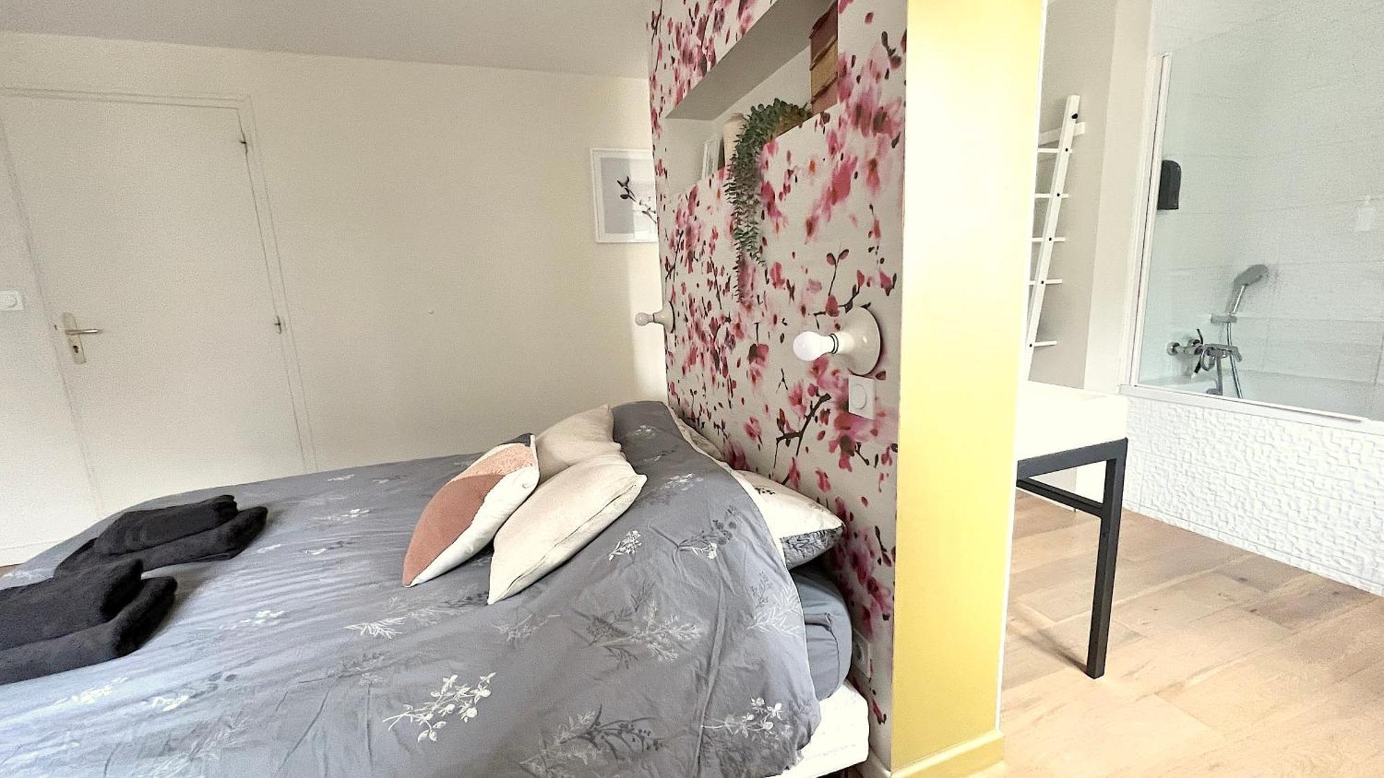 Chambre Cremant - Maison Bossoreil Angers Exterior photo