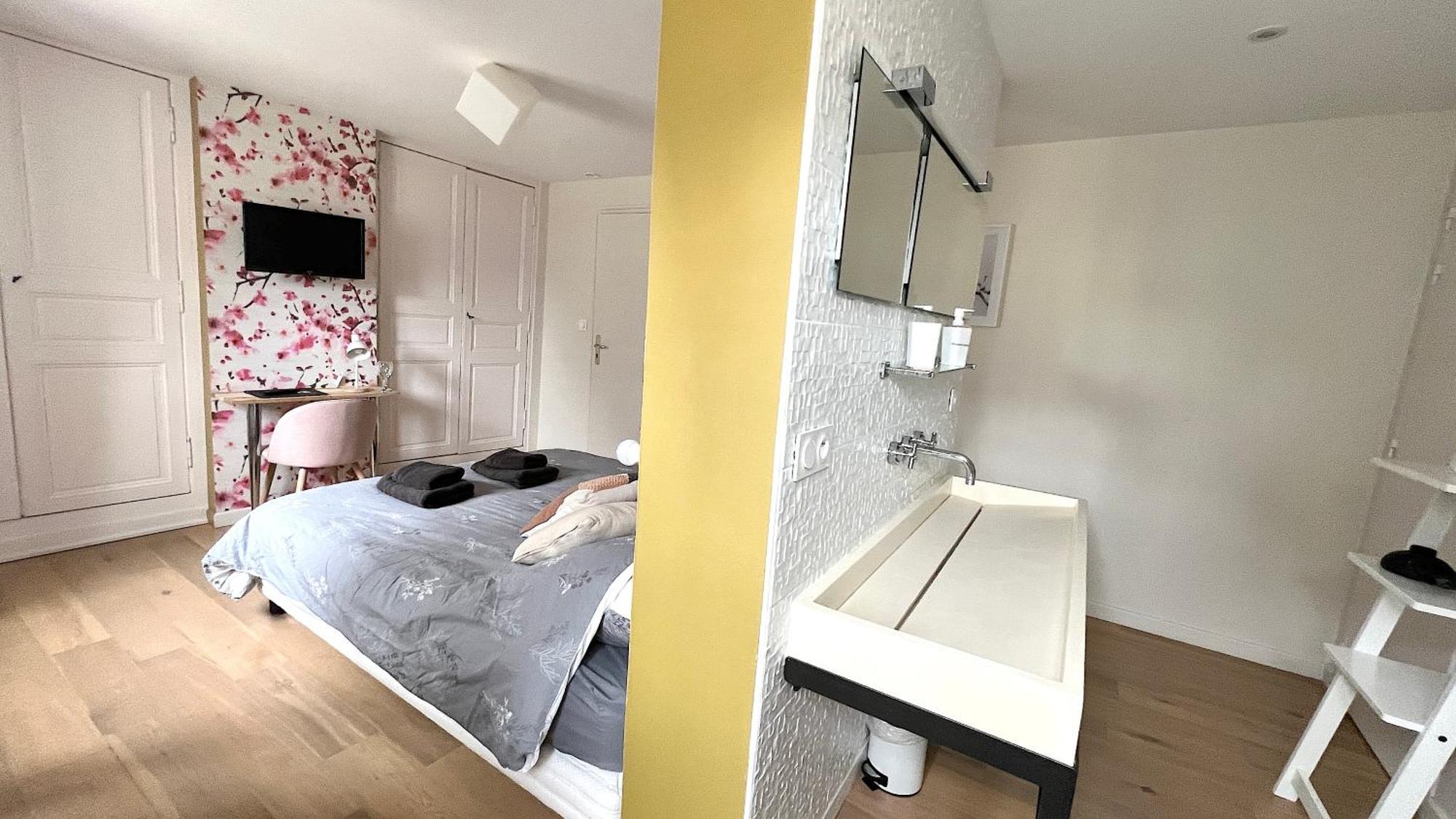 Chambre Cremant - Maison Bossoreil Angers Exterior photo